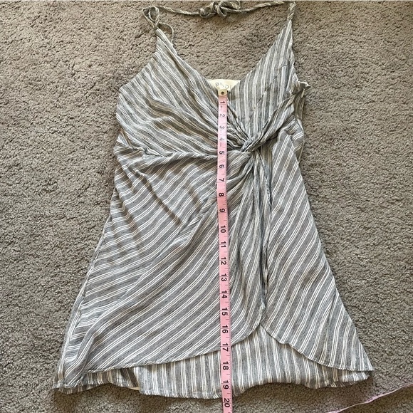 BNDI | Gray & White Spaghetti Strap Tank Top | Size Small - Picture 11 of 11